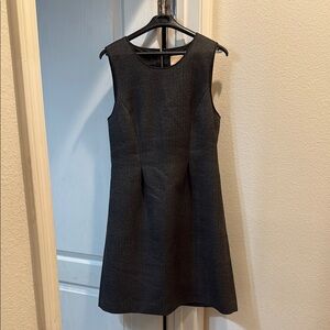 Elegant Black Sleeveless Dress